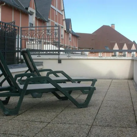 Dives-sur-mer, 3 Pieces Duplex, Terrasse, Animaux Admis - Fr-1-487-278 Apartamento *